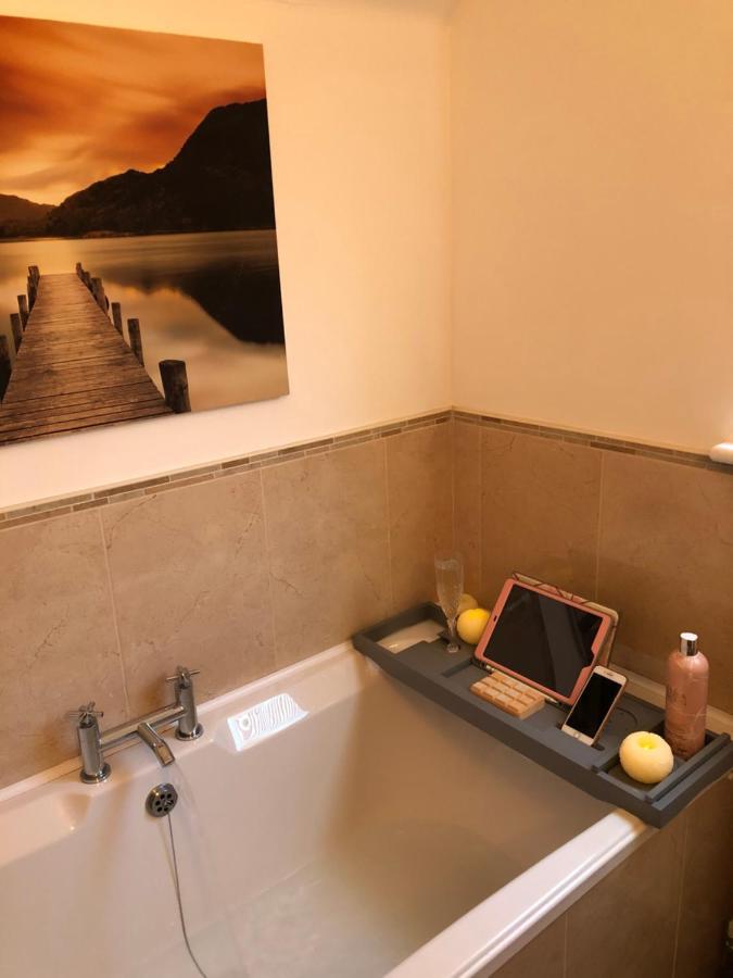 Six By The Sea - 2 Bed House - A Little Something For Everyone Saint Columb Minor Exteriér fotografie